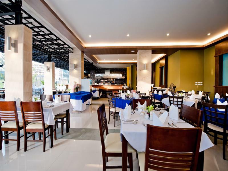 Tuana Blue Sky Patong Hotel Екстериор снимка